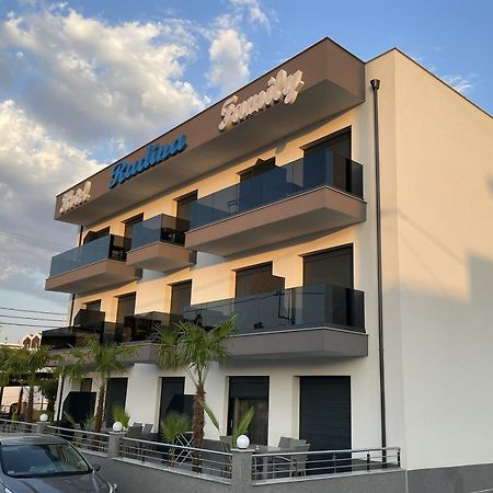 Radina Family Aparthotel Kallithea  Exterior photo