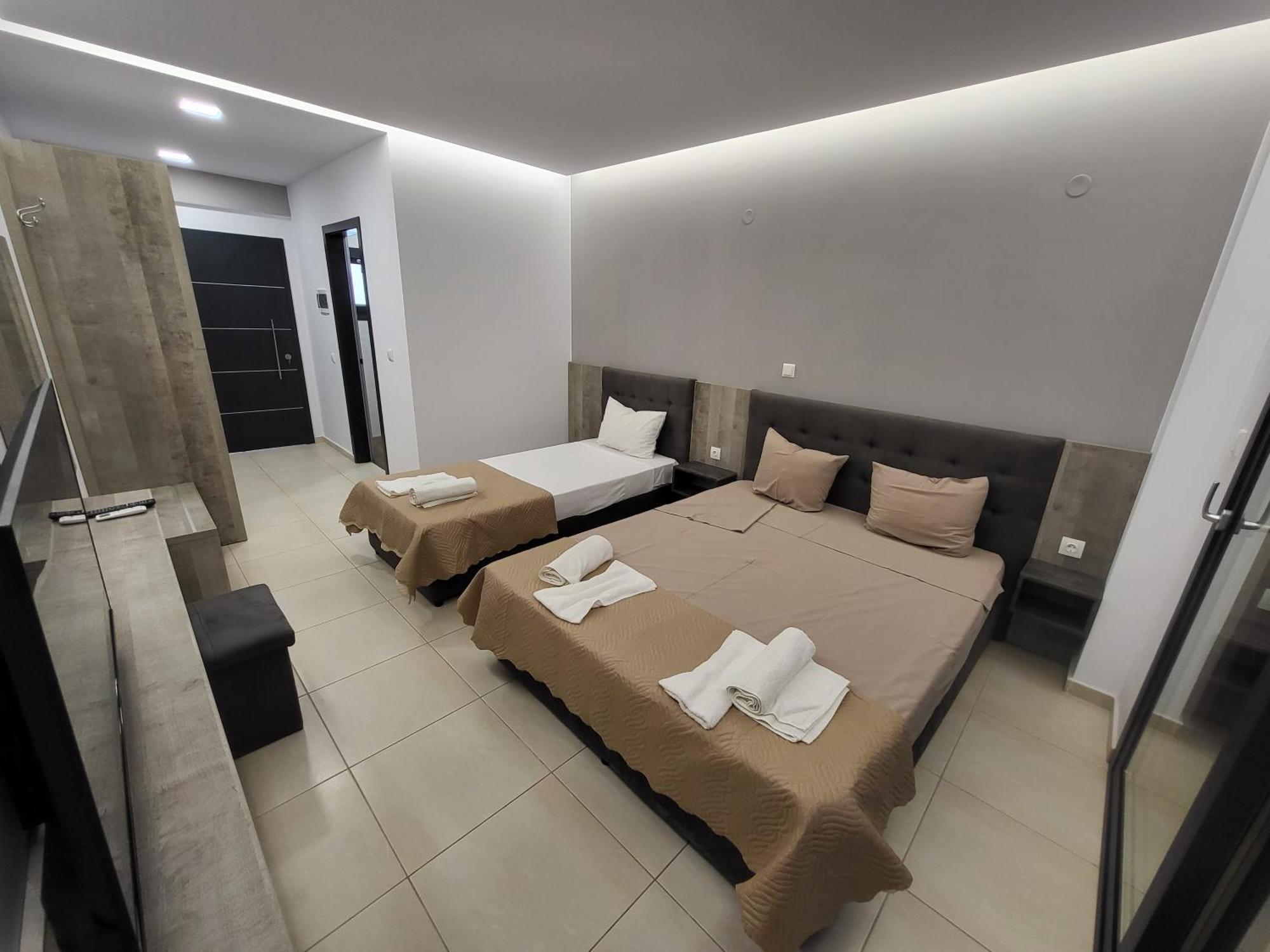 Radina Family Aparthotel Kallithea  Exterior photo