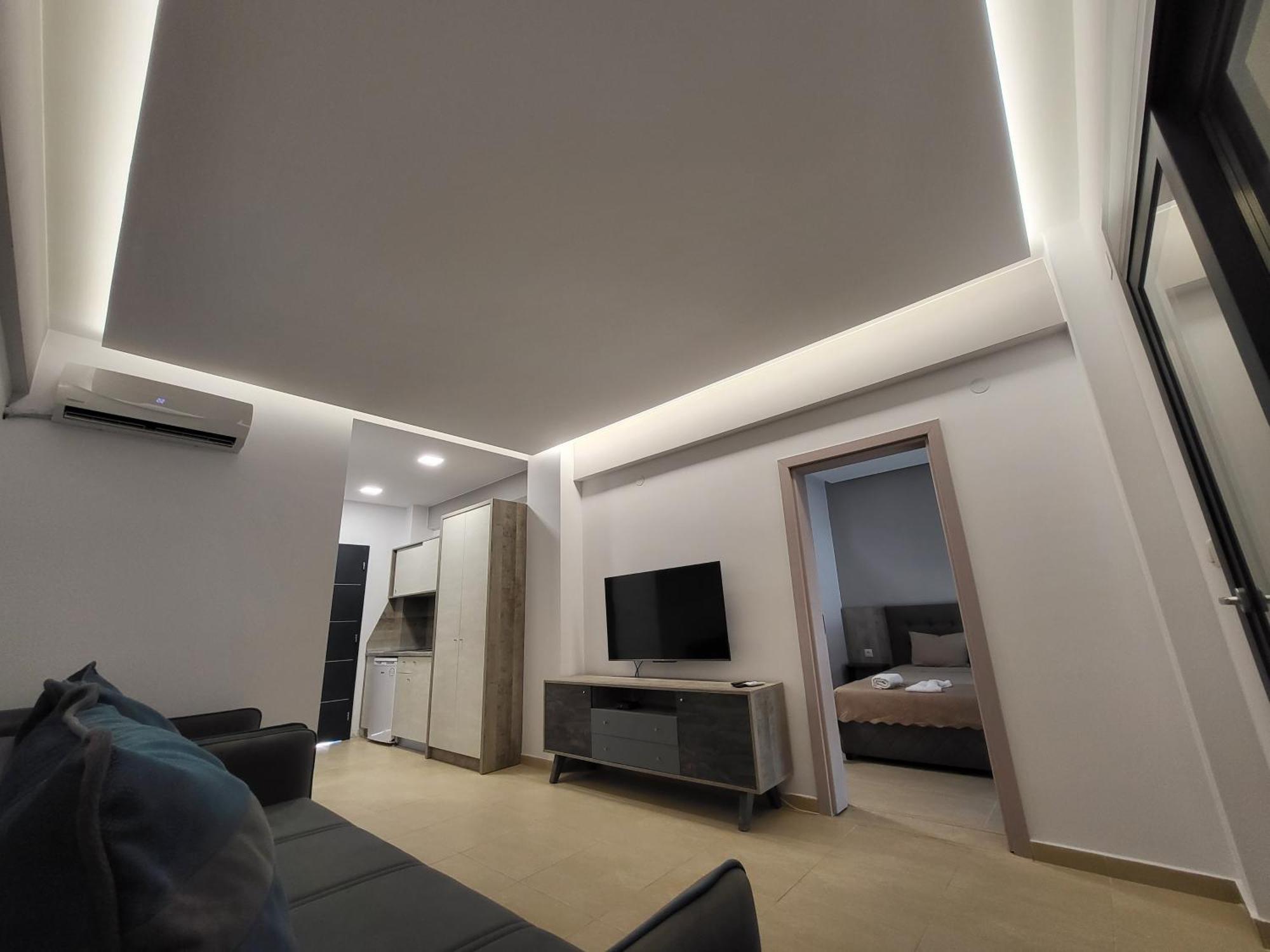 Radina Family Aparthotel Kallithea  Exterior photo